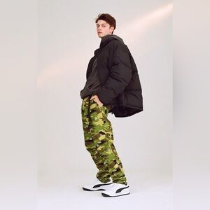 PacSun Camo Embroidered Field Pants